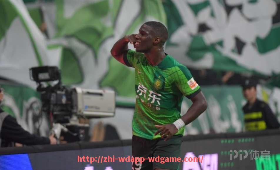 问鼎娱乐官网-法甲新赛季预测分析：争冠格局与保级大战趋势